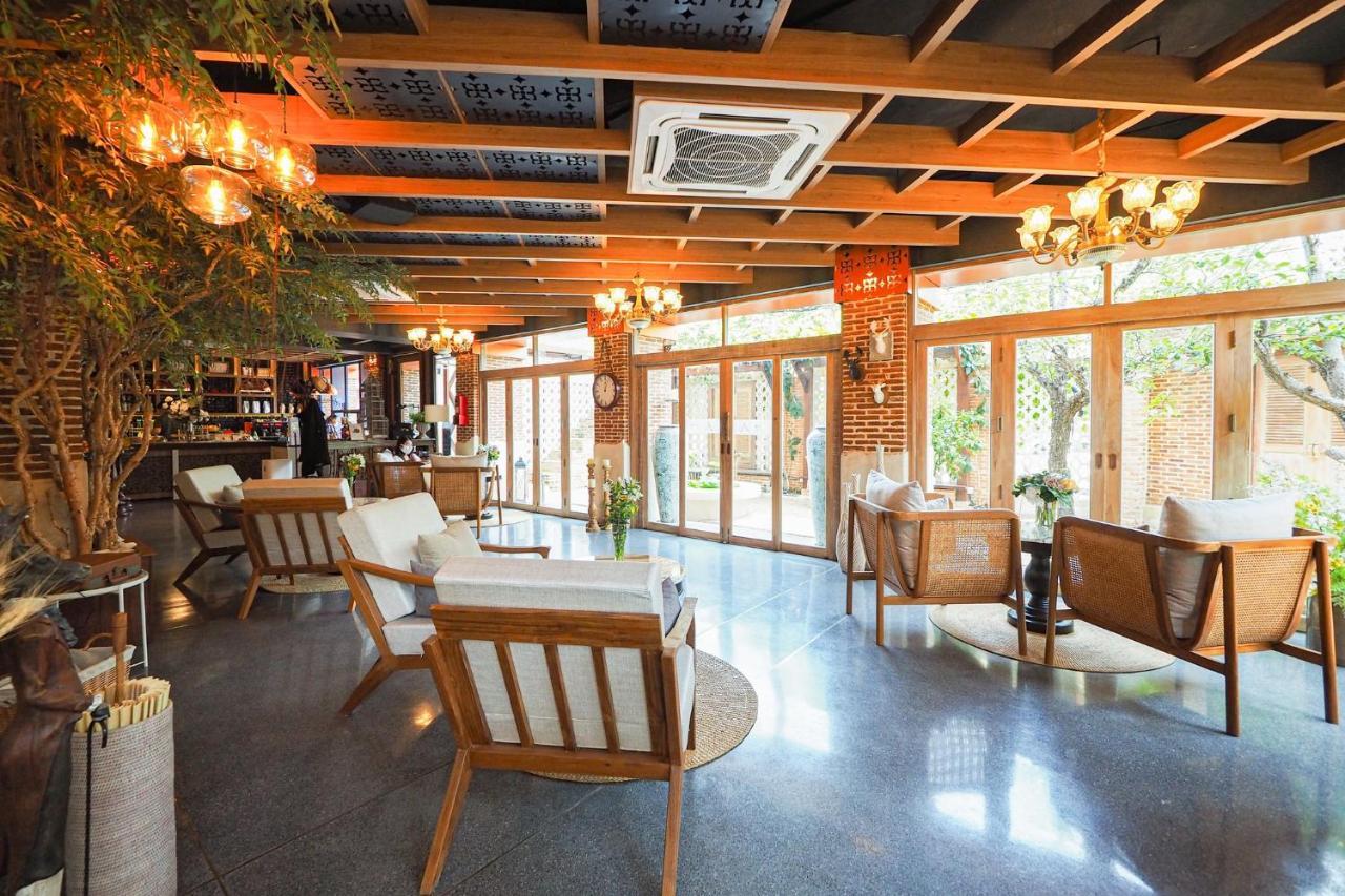 Sanae' Oldtown Khách sạn 3*
